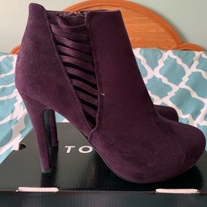 Brand new purple high heel booties